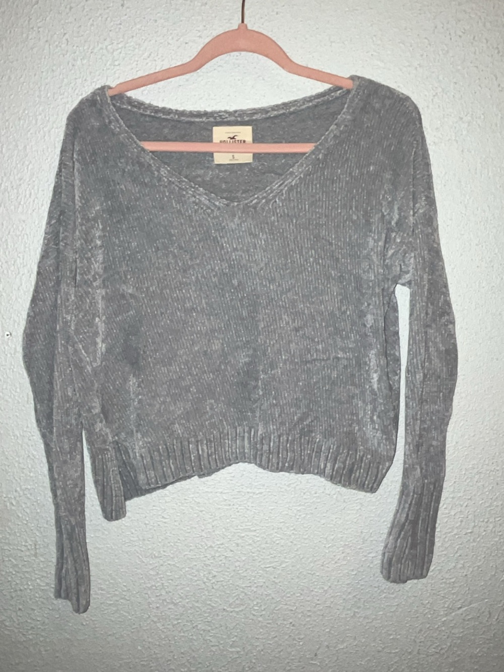 Abercrombie & Fitch Soft Gray V-Neck Chenille Sweater